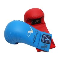 Rukavice za karate Arawaza WKF approved - crvene S