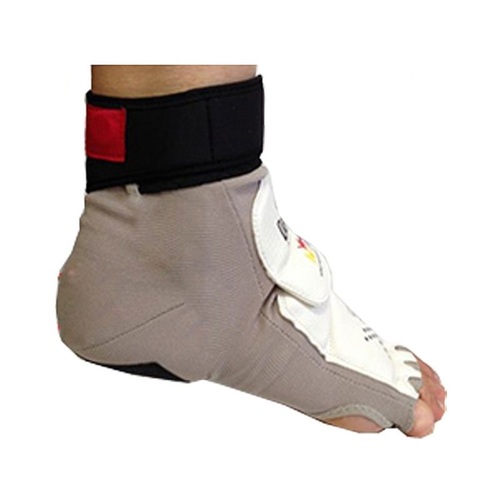 Štitnik za rist TK Strike Novi - Dae do